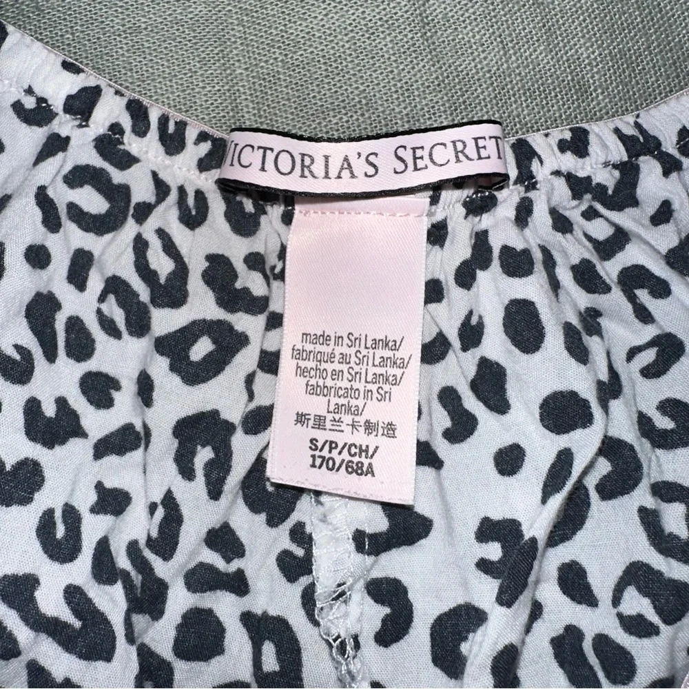 Victoria's‎ Secret Women's Leopard Pajama Bottom Sleep Shorts Small